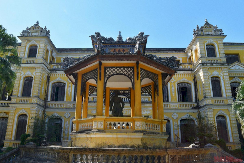 Spiritual imprints hidden in the ancient architecture of Trung Lap Communal House
